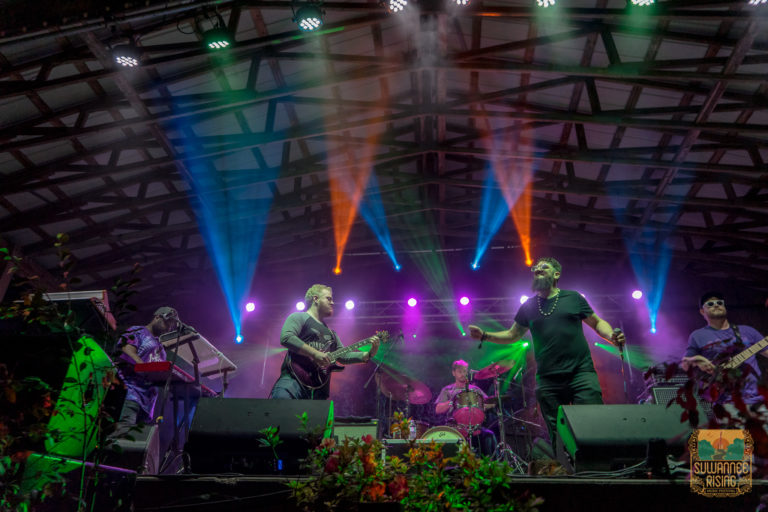 Voodoo Visionary closing down the Porch Stage at the inaugural Suwannee Rising Festival. Photo courtesy Mandi Nulph, MusicFestNews.com